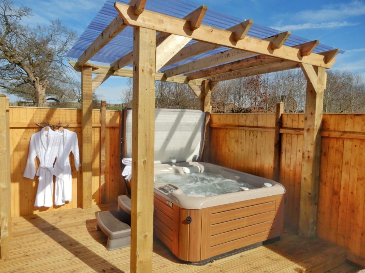 Balmoral Studio Lodge Ellesmere Luaran gambar