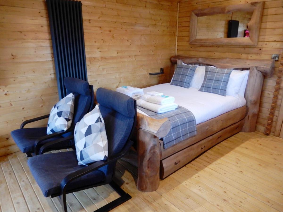 Balmoral Studio Lodge Ellesmere Luaran gambar