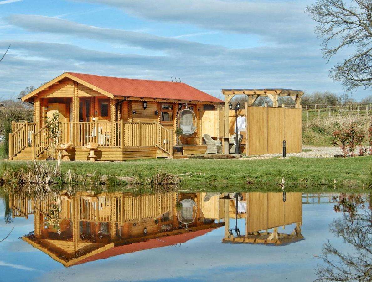 Balmoral Studio Lodge Ellesmere Luaran gambar