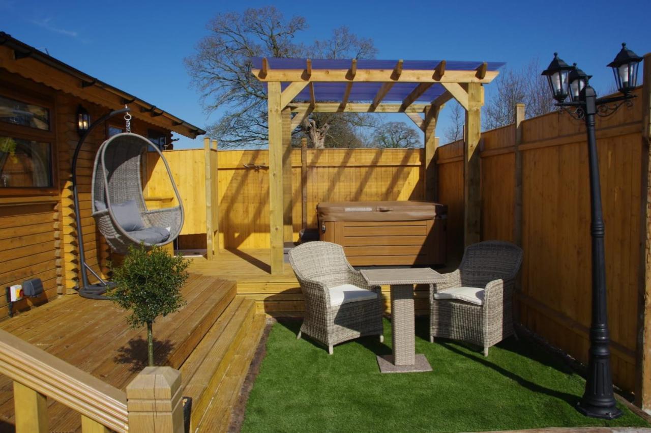 Balmoral Studio Lodge Ellesmere Luaran gambar